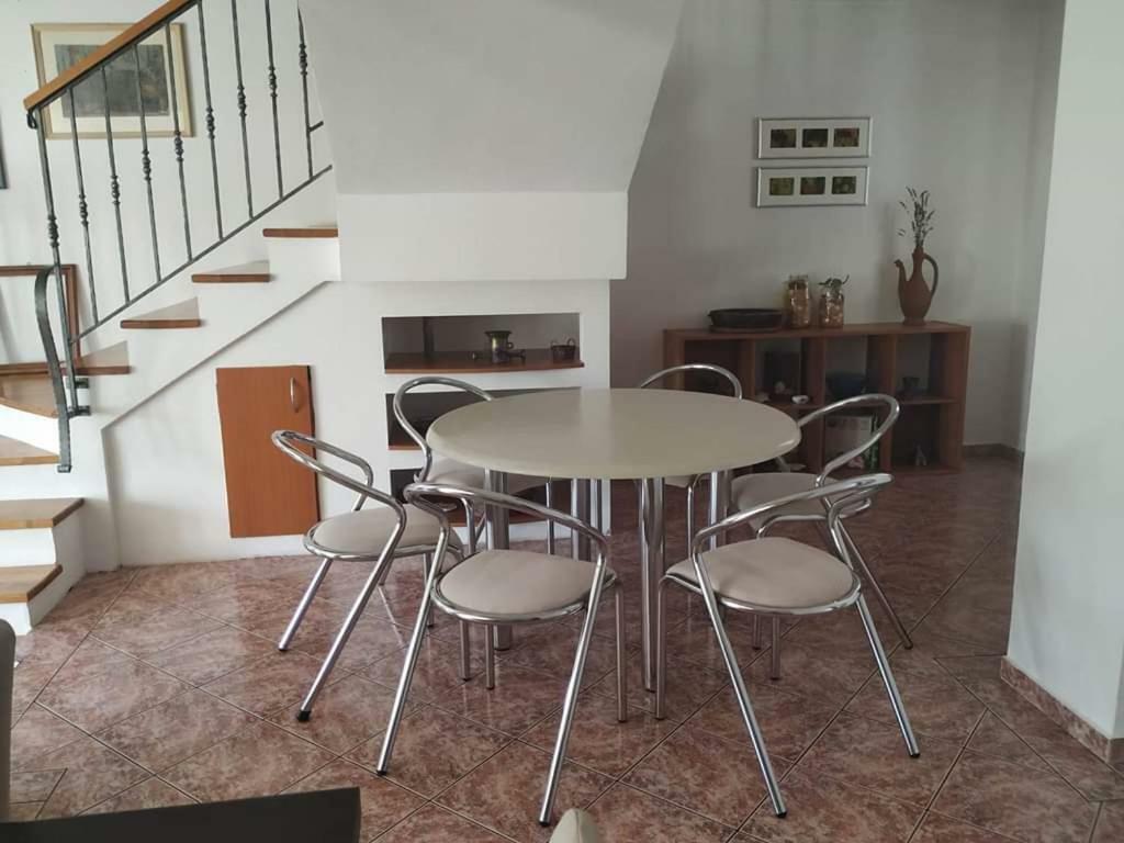 Apartmani Deleut Novi Vinodolski Luaran gambar